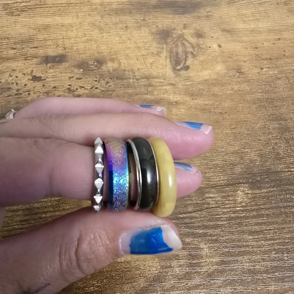 Set of Four Stylish Rings in Mixed Colors Sizes 6-7